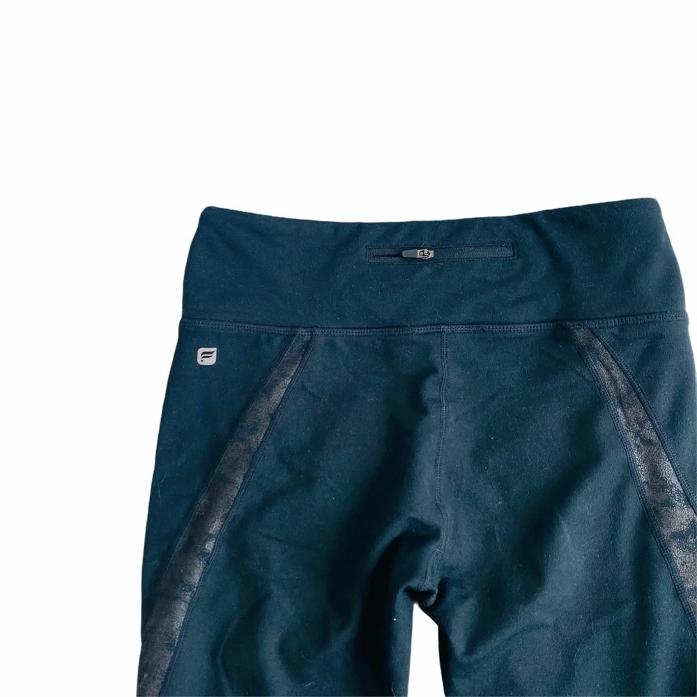 Fabletics navassa crop